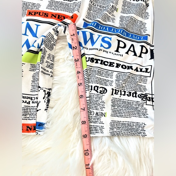 Newspaper Themed Top Model Romper/Body Suit Size S - Picture 4 of 8